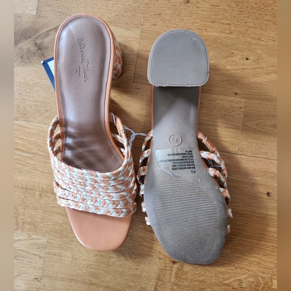 Universal Thread - Rachel Mules - Orange - Size 7.5 - Picture 5 of 6